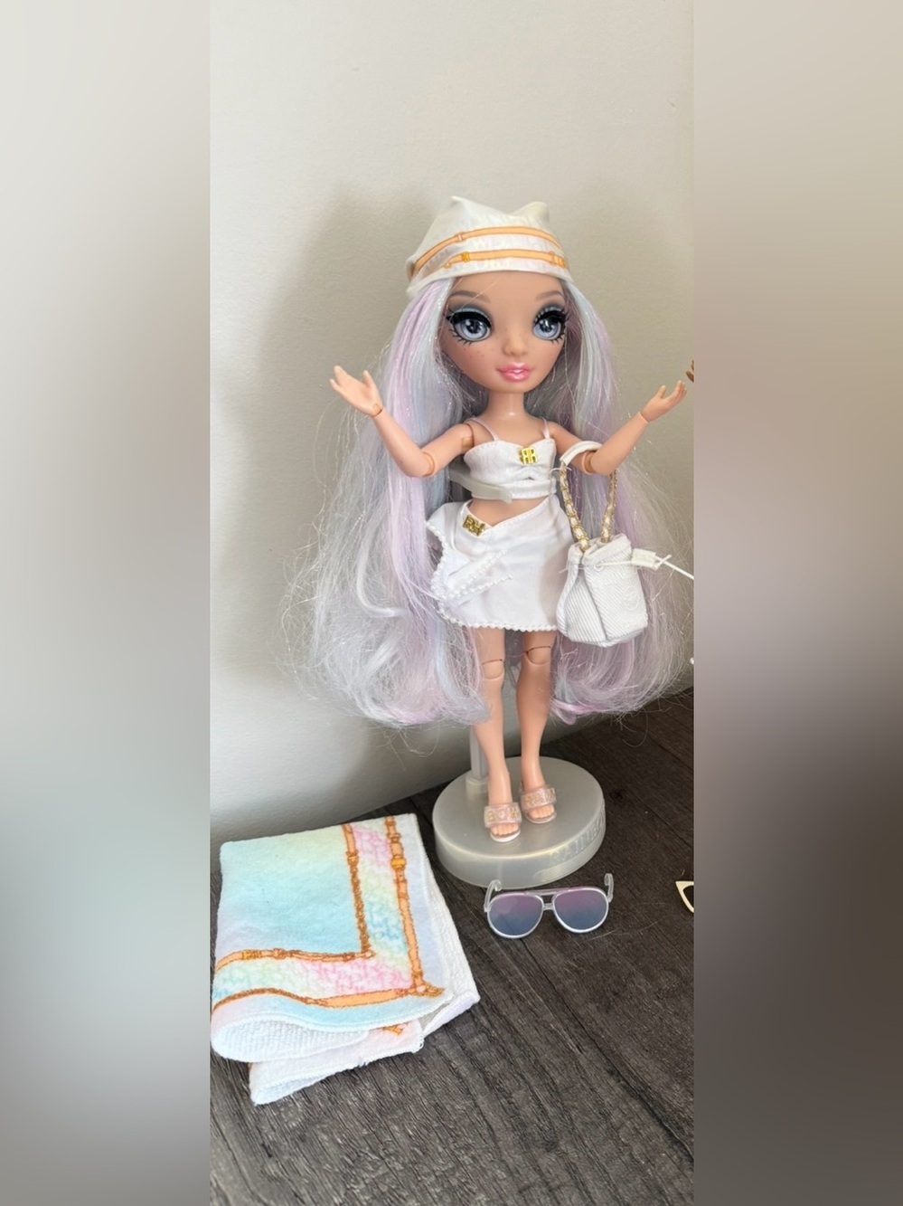 Rainbow High Pacific Coast Margot De Perla Doll